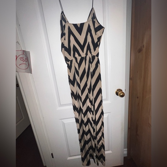 EUC Lumière Spaghetti Strap Jumpsuit Small - Picture 2 of 2